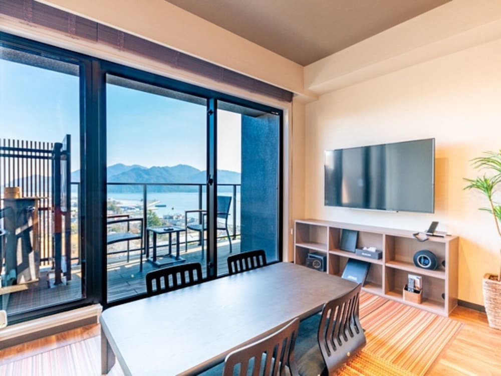 [和モダン和洋室] 露天風呂付き 禁煙 客室2 | リブマックスリゾート宮浜温泉 Ocean