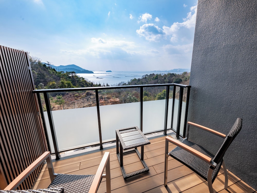 [洋モダン和洋室] 露天風呂付き 禁煙 バルコニーからの眺望0 | リブマックスリゾート宮浜温泉 Ocean