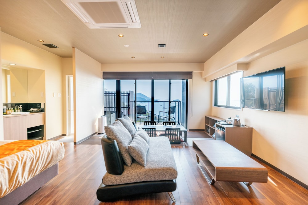 [和モダン和洋室] 露天風呂付き 禁煙 | リブマックスリゾート宮浜温泉 Ocean