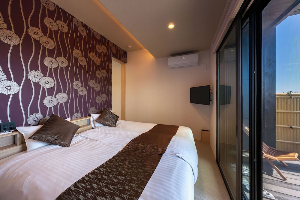 房総の花と海を感じる半露天風呂付和洋室 [汐華/102] | 清都旅館