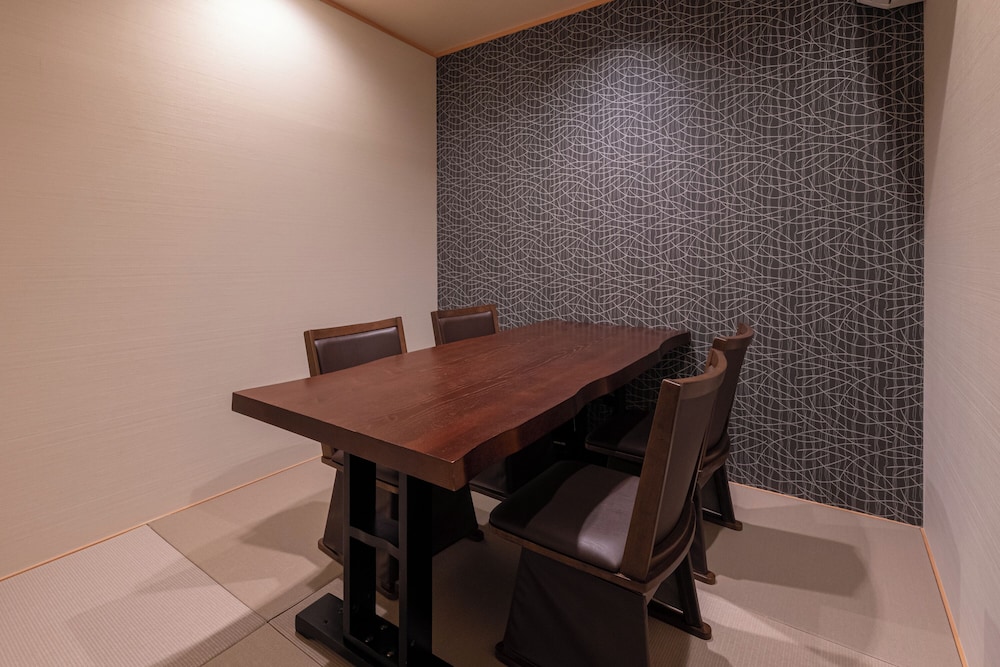 木のぬくもりが肌にやさしい露天風呂付和洋室 [汐音/101] 禁煙 客室2 | 清都旅館