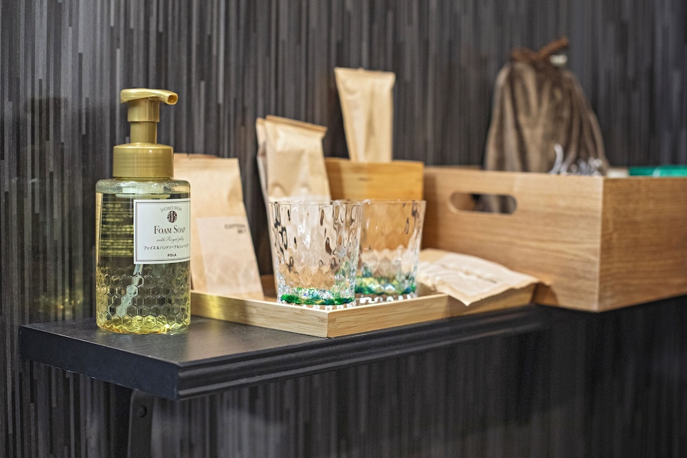 和風 スタンダード ファミリールーム 客室の設備とサービス1 | 大阪港浮絵ホテル