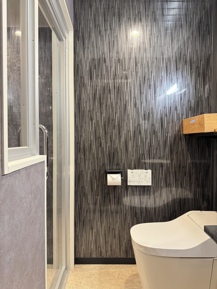 和風 スタンダード ダブルルーム バスルーム1 | 大阪港浮絵ホテル