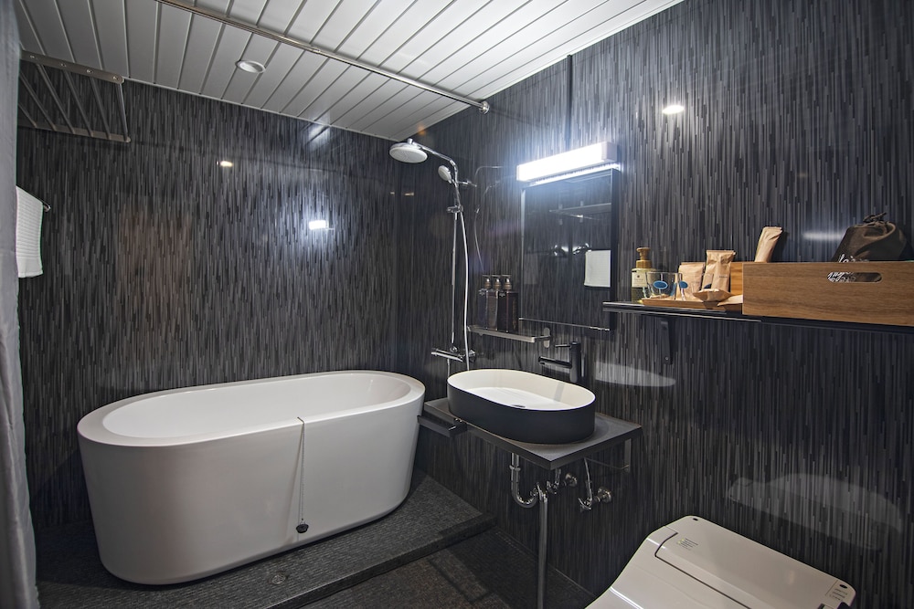 和風 デラックス ファミリールーム バスルーム0 | 大阪港浮絵ホテル