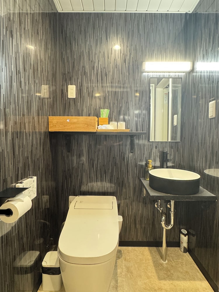 和風 スタンダード ダブルルーム バスルーム3 | 大阪港浮絵ホテル