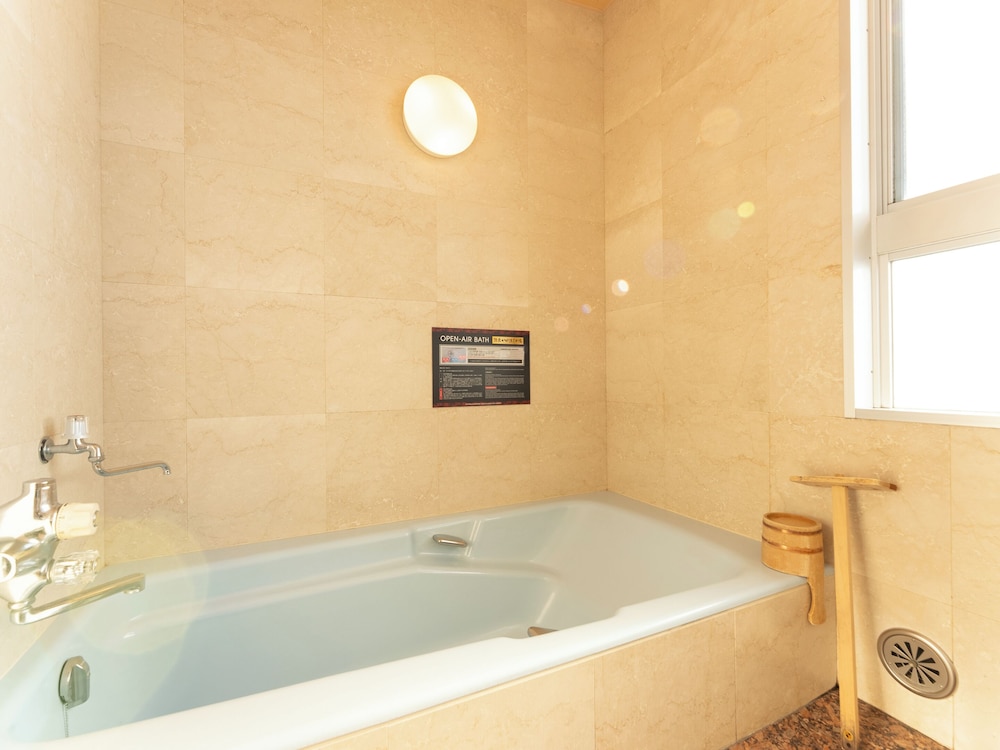 デラックス ツインルーム 喫煙可 オーシャンビュー 客室11 | リブマックスリゾート桜島シーフロント