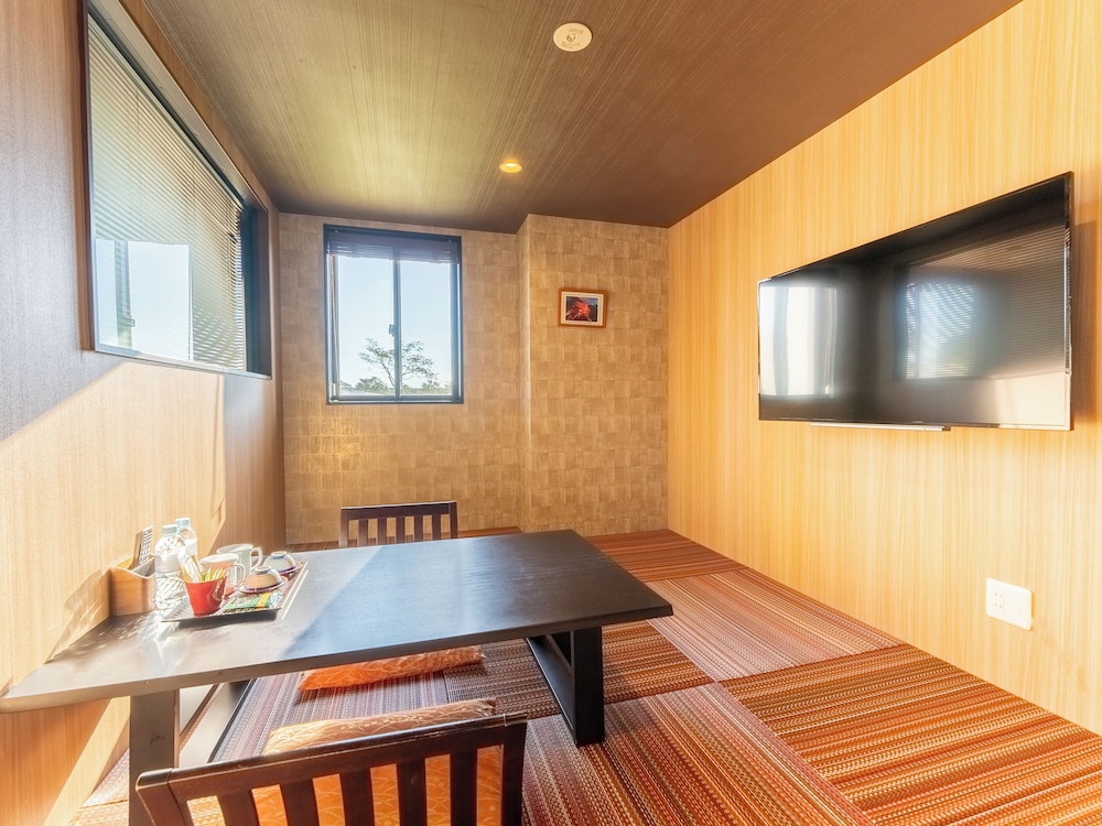 スーペリア ツインルーム 禁煙 ガーデンビュー 客室5 | リブマックスリゾート桜島シーフロント