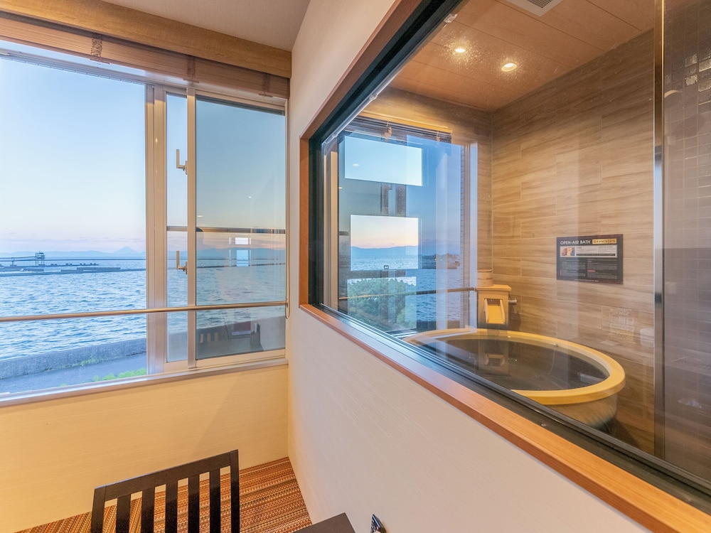 スタンダード ツインルーム 喫煙可 オーシャンビュー 客室2 | リブマックスリゾート桜島シーフロント