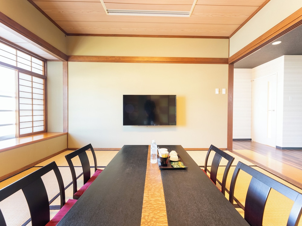 デラックス ツインルーム 喫煙可 オーシャンビュー 客室8 | リブマックスリゾート桜島シーフロント