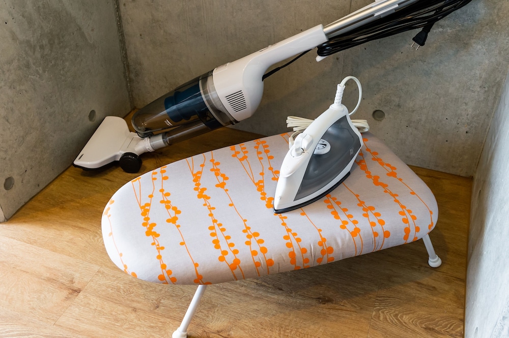 スタンダード ダブルルーム アイロン / アイロン台0 | Little Island Okinawa 松山