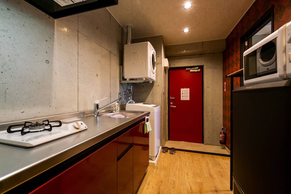 スタンダード ダブルルーム 専用キッチン0 | Little Island Okinawa 松山