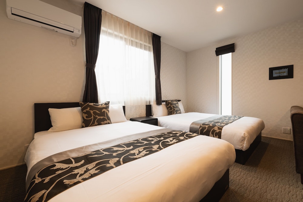 スタンダードC 禁煙 客室5 | グランドベース長崎駅前