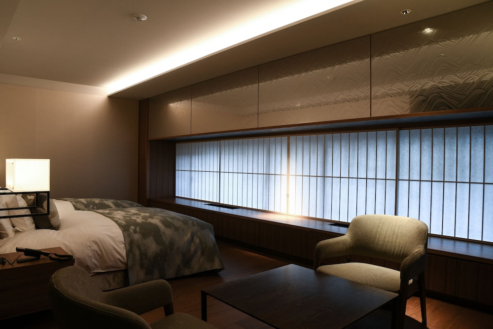 デラックス 客室2 | THE HIRAMATSU 京都