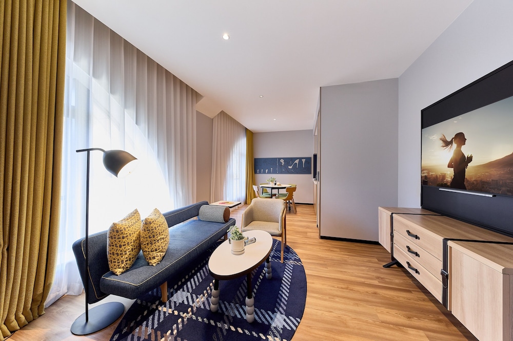 ツインルーム 1 ベッドルーム リビング エリア0 | シタディーンなんば大阪