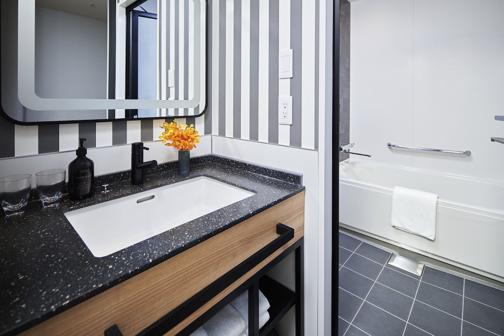 ルーム 1 ベッドルーム バスルーム1 | シタディーンなんば大阪