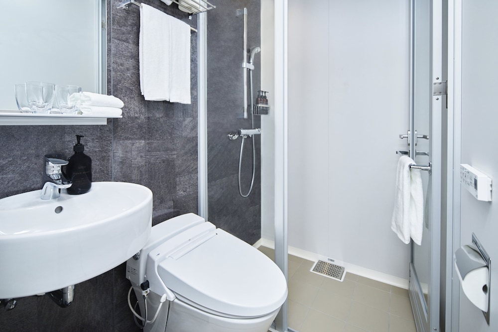 スタジオ (Double) バスルーム1 | シタディーンなんば大阪