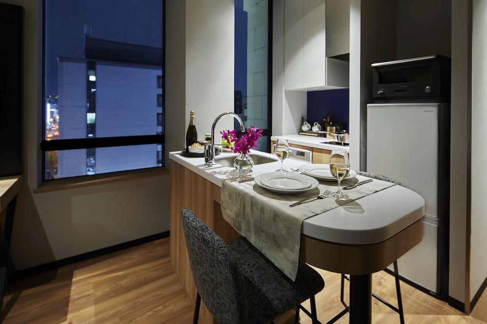 ルーム 1 ベッドルーム 専用キッチン1 | シタディーンなんば大阪