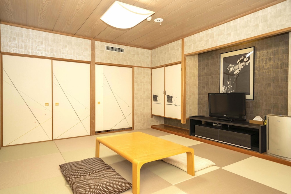 ファミリー 4 人部屋 禁煙 客室1 | ソラ ホテル 軽井沢 アウトレット