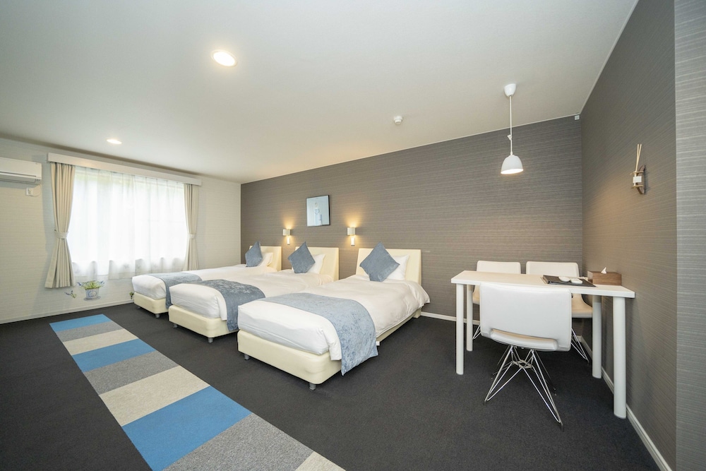 ベーシック トリプルルーム 禁煙 客室3 | ソラ ホテル 軽井沢 アウトレット