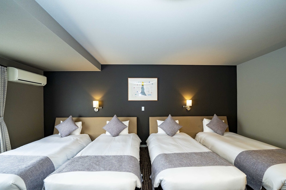 ベーシック 4 人部屋 禁煙 | ソラ ホテル 軽井沢 アウトレット