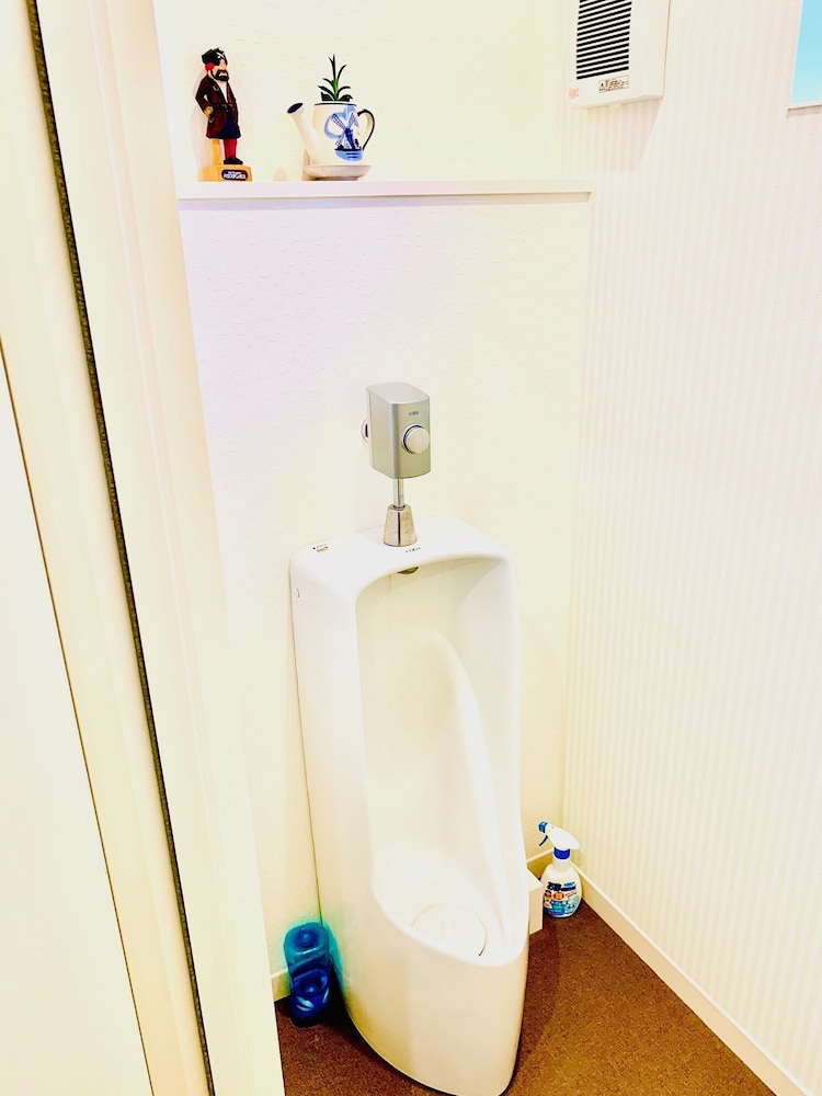 新館 201 or 202 バスルーム2 | ゲストハウス池太