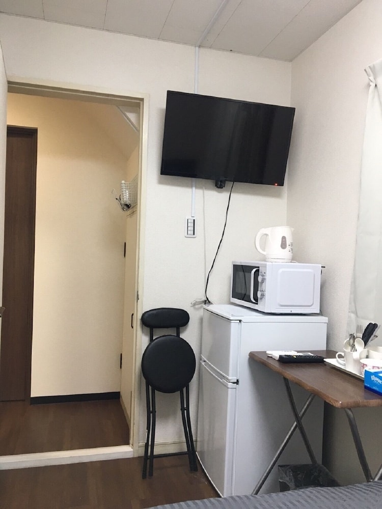 客室1 | ハッピー大阪ハウス