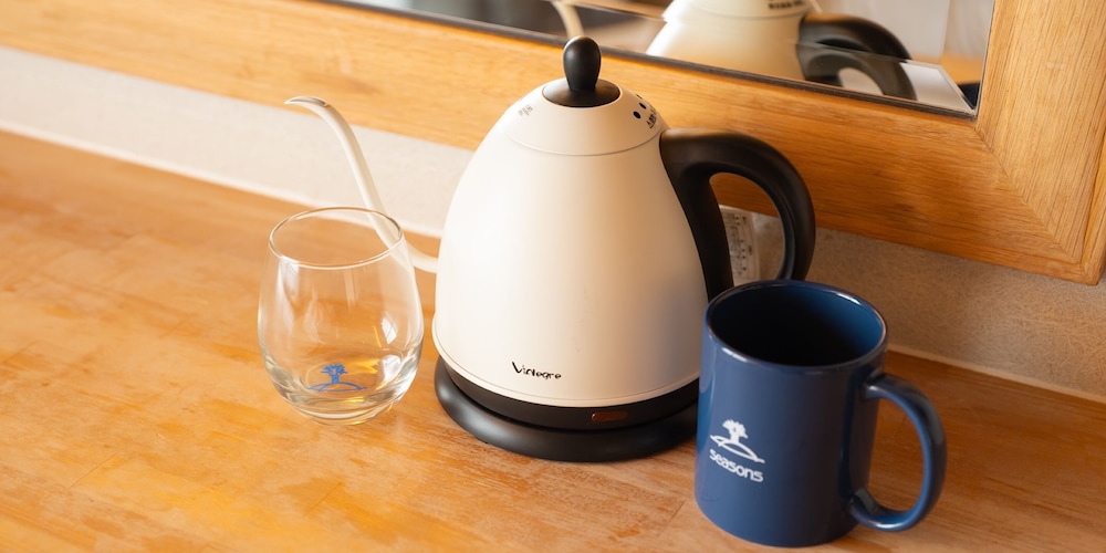 エコノミー ツインルーム 禁煙 シービュー リビング エリア0 | ホテルシーズン日南