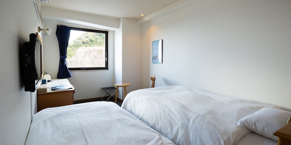エコノミー ツインルーム 禁煙 シービュー | ホテルシーズン日南