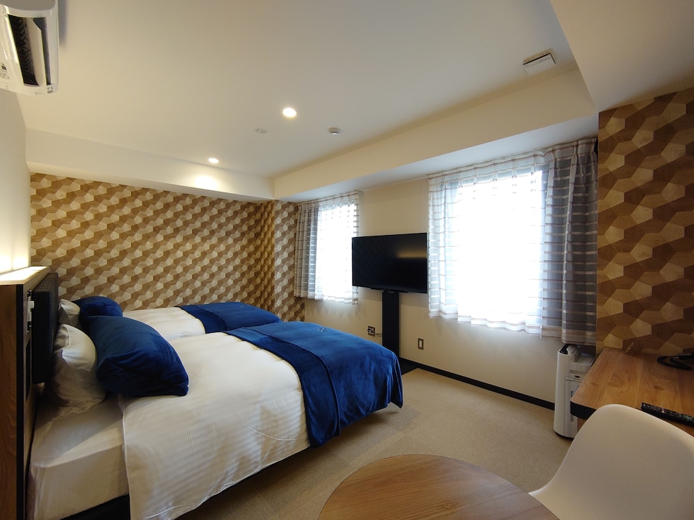 プレミアム ツインルーム ワイドベッド 2 台 喫煙可 部屋からの景観0 | グリーンリッチホテル米子駅前 人工温泉・二股湯の華