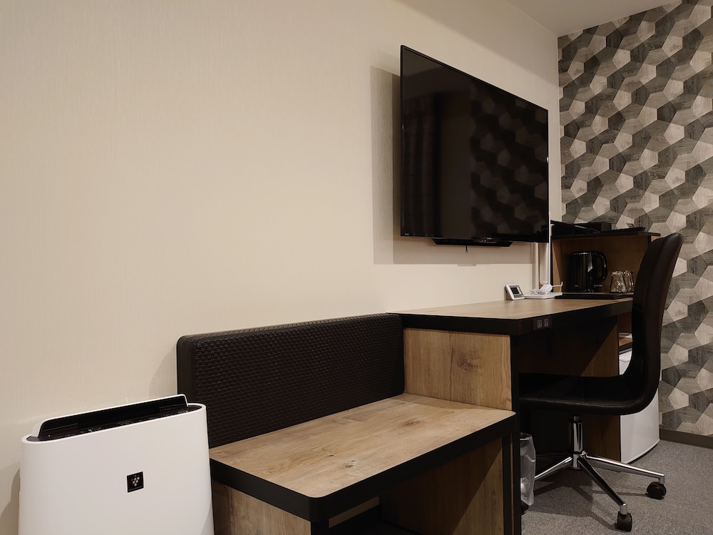 スタンダード ツインルーム ワイドベッド 2 台 禁煙 客室7 | グリーンリッチホテル米子駅前 人工温泉・二股湯の華