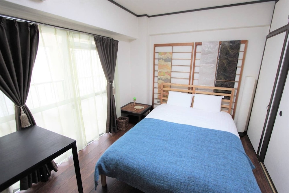 客室1 | 岡村マンション