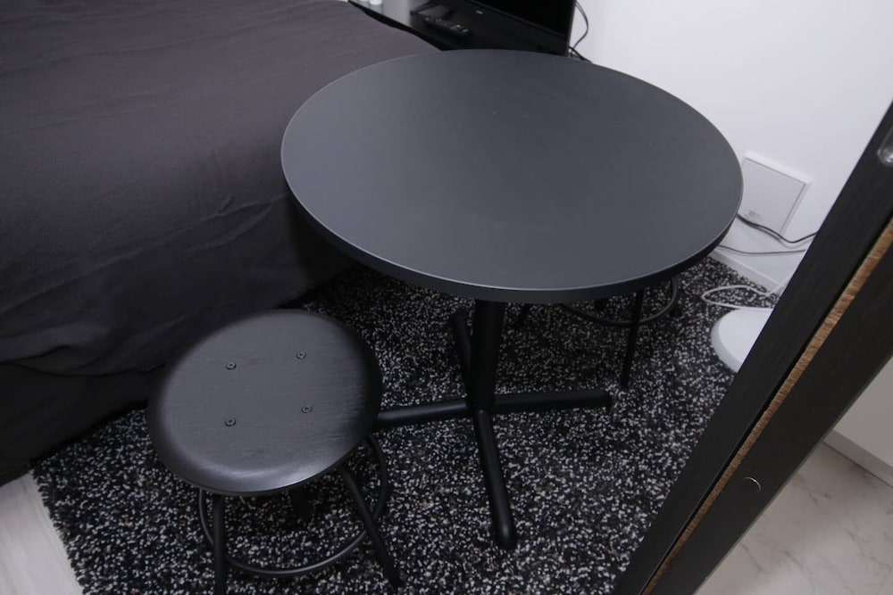 客室内のダイニングエリア1 | グッドライフ玉造