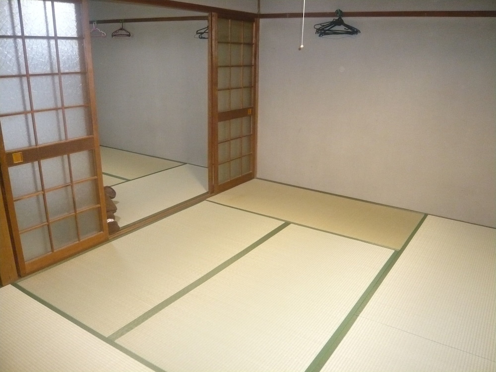 ツインルーム 客室1 | ユースホステル和邇浜青年会館