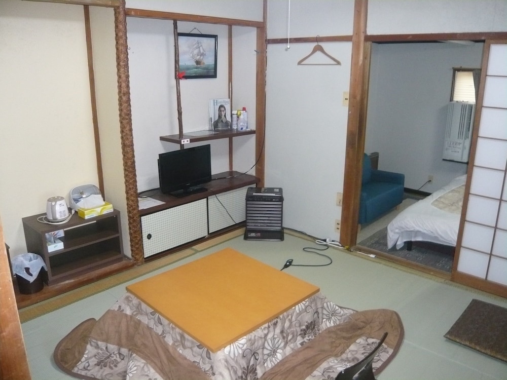和風ヴィラ リビング エリア0 | ユースホステル和邇浜青年会館