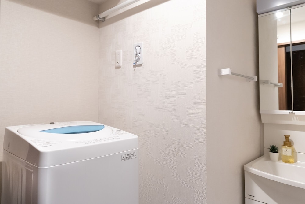 デラックスツイン Type B ランドリー0 | BONコンド 難波日本橋