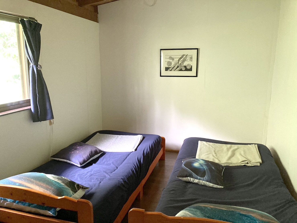 ツインルーム, シングルベッド2台 客室2 | 銀河荘-Galaxy Guesthouse 12歳以下不可