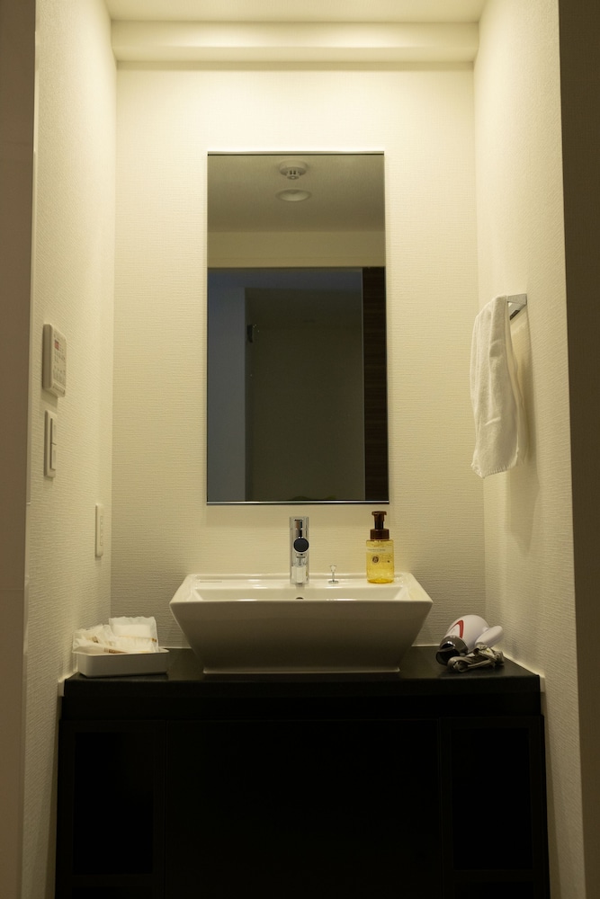 デラックス ダブルルーム バスルームのシンク0 | Marina Sunrise Osaka Bay