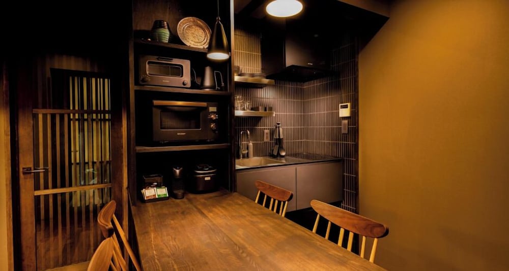 京町家一棟貸し 専用キッチン1 | SKY KYOTO