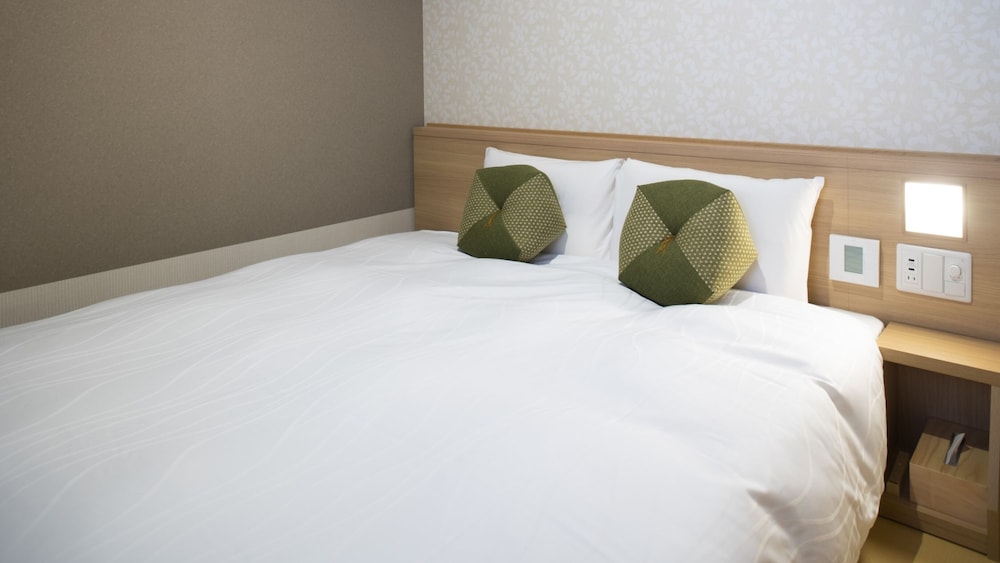 トリプルルーム ベッド (複数台) 禁煙 客室3 | 天然温泉 蓮花の湯 御宿野乃京都七条