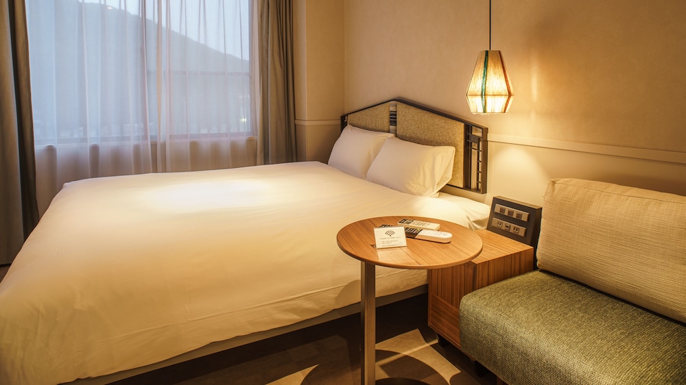 スタンダード ダブルルーム 客室12 | ホテルアオカ上五島