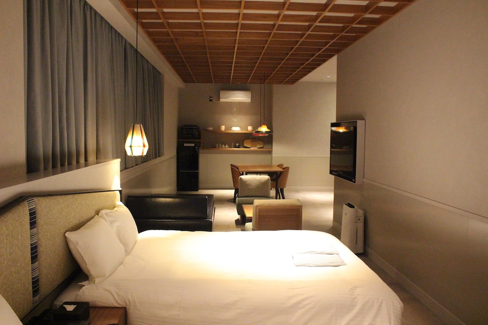 アオカコンドミニアムスイート 客室2 | ホテルアオカ上五島