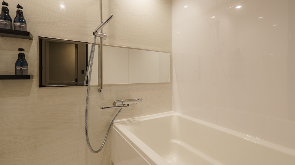 スーペリア ツインルーム 深めの浴槽0 | ホテルアオカ上五島