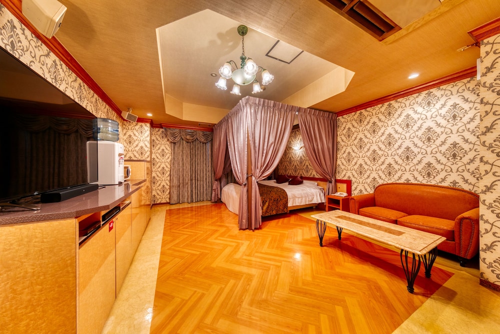 デラックスルーム 客室2 | ホテル ルナ 大津店