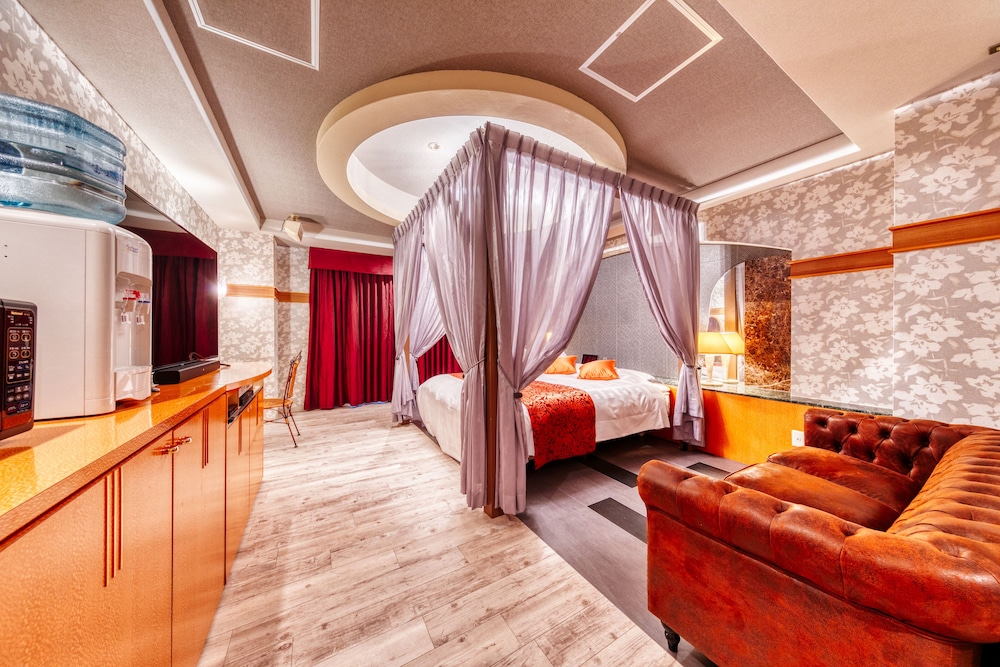 デラックスルーム 客室4 | ホテル ルナ 大津店