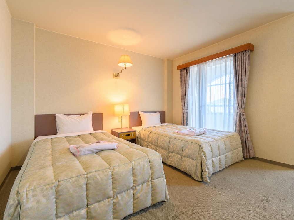 ツインルーム 喫煙可 | Tabist ステーションホテル磯部 伊勢志摩