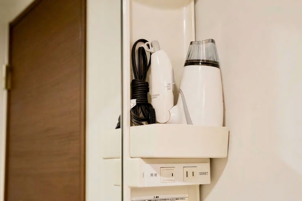 トリプルルーム 2-4F 禁煙 バスルームの設備0 | Laffitte Tokyo