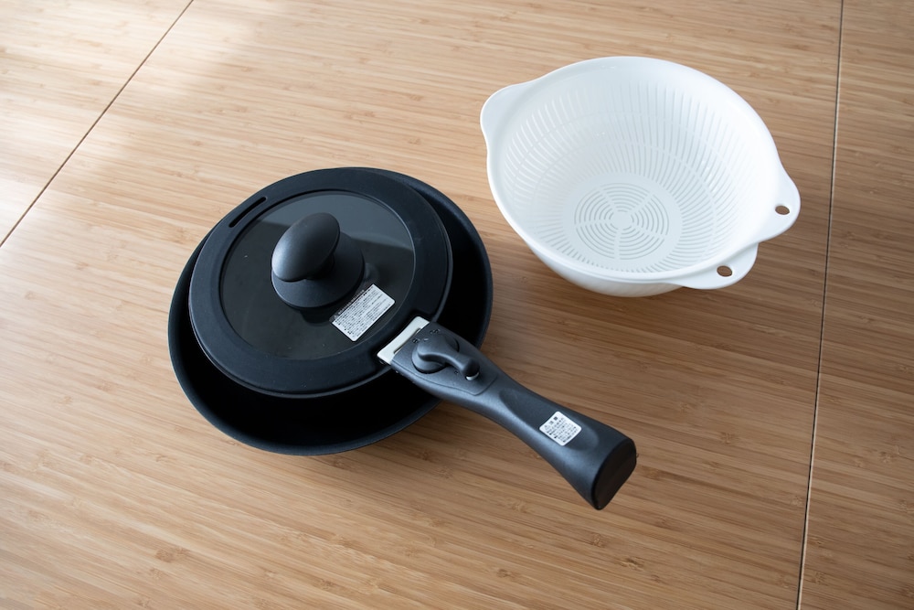 トリプルルーム 2-4F 禁煙 専用キッチン1 | Laffitte Tokyo