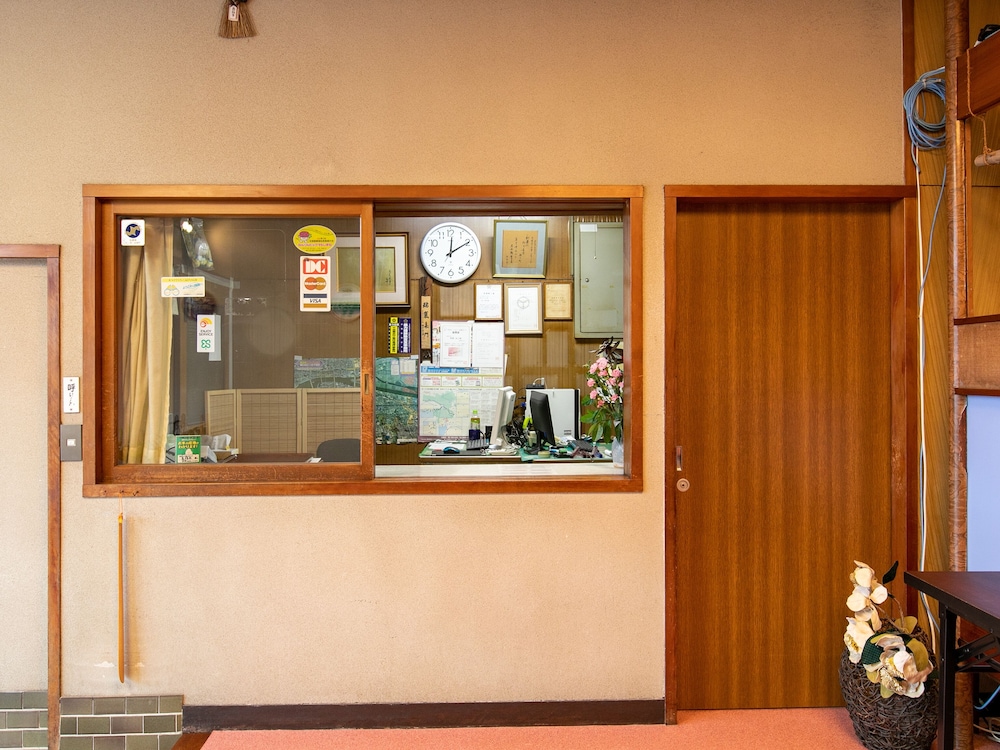 フロント1 | Tabist 松江館