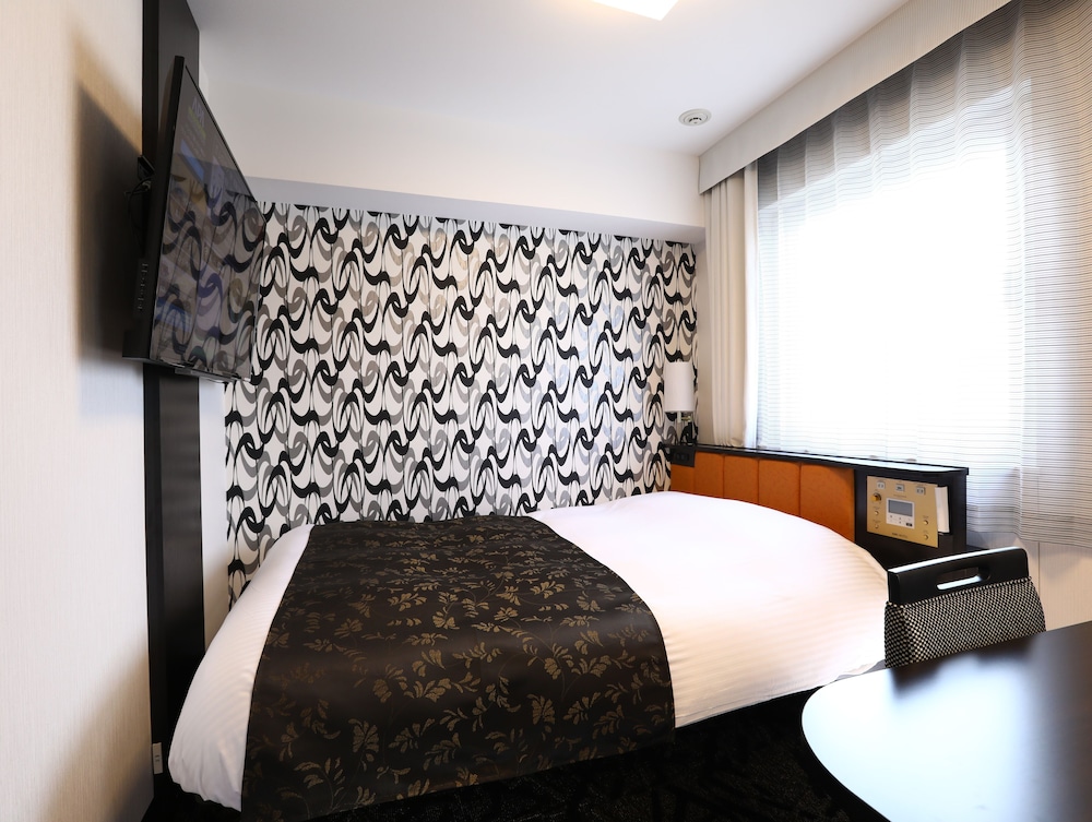 客室1 | アパホテル〈千葉駅前〉