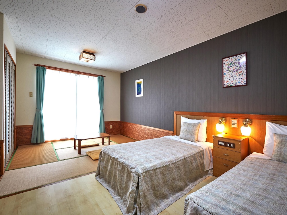 和洋室 (本館) 禁煙 客室1 | コンドミニアムホテルしまんちゅクラブ